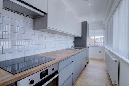 Studio to rent - Photo 2