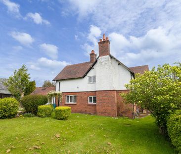 3 bedroom semi-detached house to rent - Photo 3
