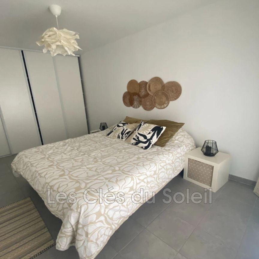 Location maison 3 chambres 86 m² Cuers - Photo 1