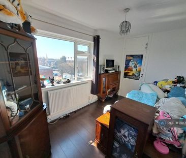 2 bedroom flat to rent - Photo 6
