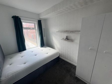132 Donnybrook Street, Belfast, BT9 7DG - Photo 4
