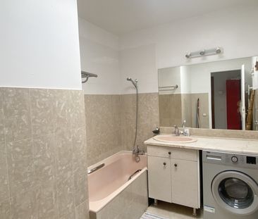 Location Appartement 2 pièces 48m² CASSIS 13260 - Photo 6