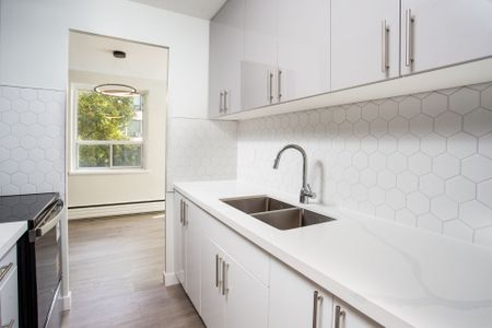 For Lease - 5 Hill Heights Road Unit# 107, Toronto, Ontario - Photo 4
