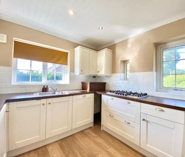 2 bedroom maisonette to rent - Photo 5