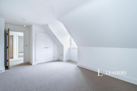 3 bedroom terraced house to rent - Photo 3