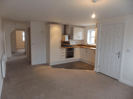 2 bedroom flat to rent - Photo 2
