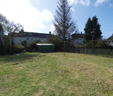 3 bedroom flat to rent - Photo 6