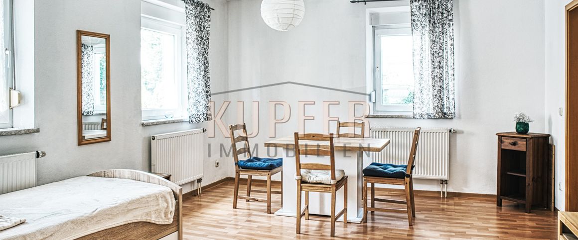 Zentral wohnen: Teilmöblierte 2-Zi-Wohnung mit Flair! - Foto 1