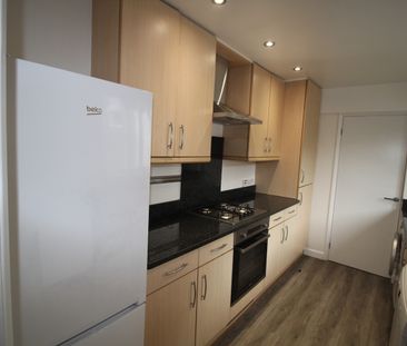 2 Bed Terraced House, Glendish Road, N17 - Photo 5