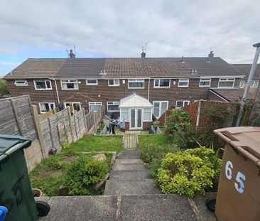 3 bedroom terraced house to rent - Photo 5