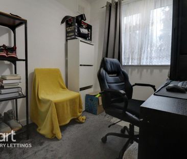 2 bedroom maisonette to rent - Photo 2