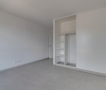 location Appartement F3 DE 61.95m² À NICE - Photo 5