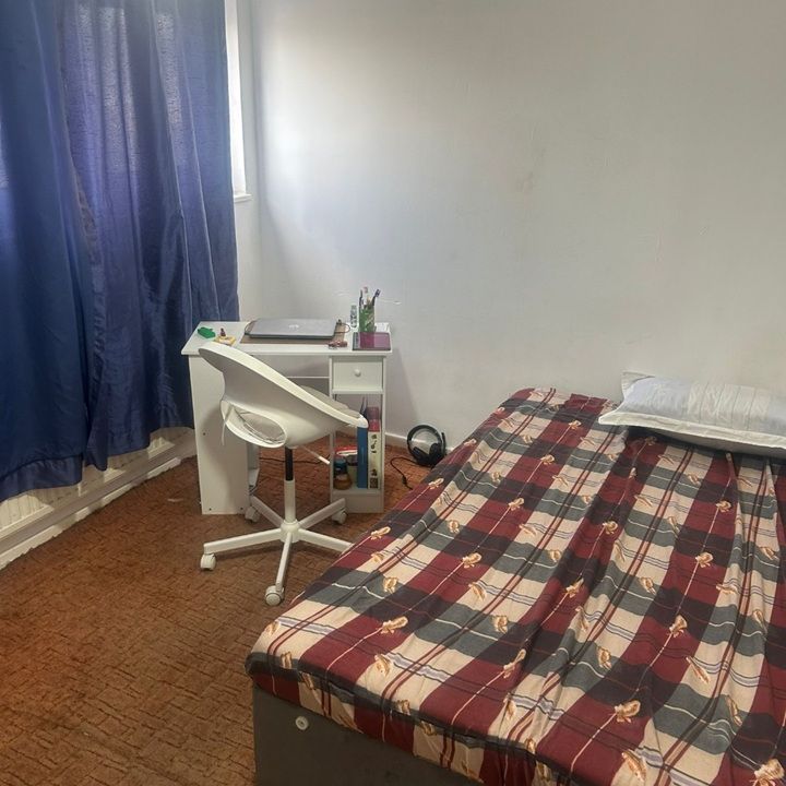 Room in a Shared House, Tibbenham Walk, E13 - Photo 1