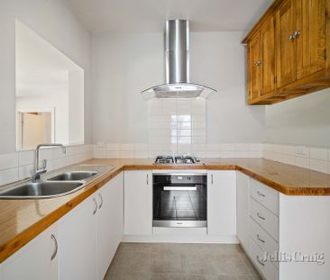 304 Crompton Street, Soldiers Hill - Photo 4
