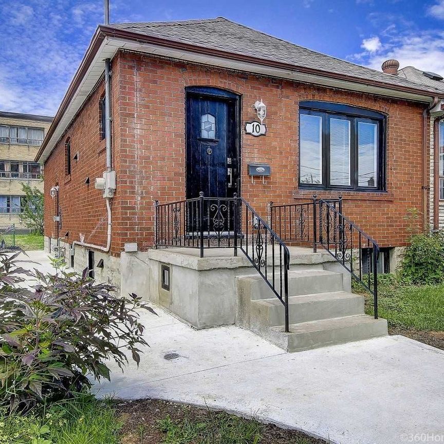 For Lease - 10 Gilpin Avenue Unit# Bsmt, Toronto, Ontario - Photo 1