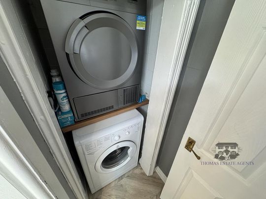 3 bedroom end of terrace house to rent - Photo 1