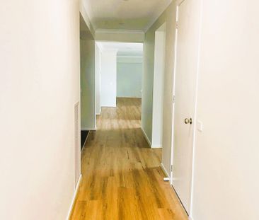 A Home That Welcomes Every Chapter! - Photo 6