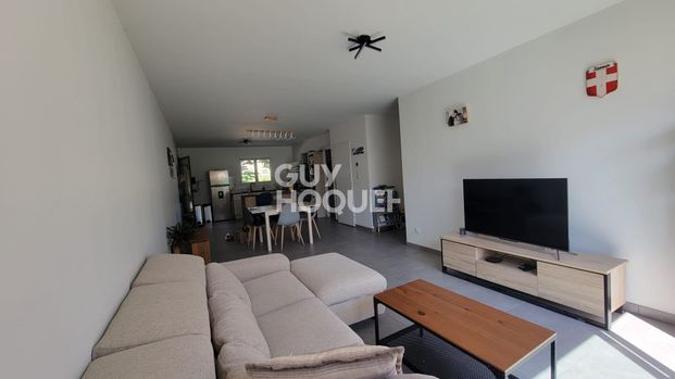 LOCATION : appartement de 3 pièces (75 m²) à L ISLE D ABEAU - Photo 1