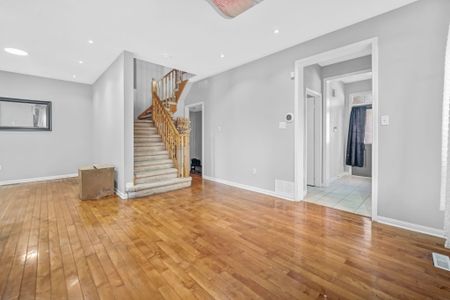 For Lease - 1250 Galesway Boulevard, Mississauga, Ontario - Photo 3