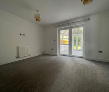 5 bedroom townhouse to rent - Photo 1