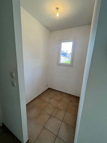 Maison individuelle (T4) de 85.25m² - PONT DE CHERUY - Photo 5