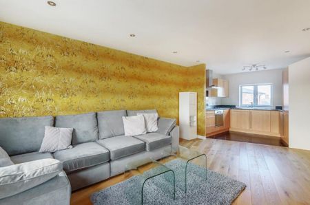 2 bedroom apartment to rent - Photo 2