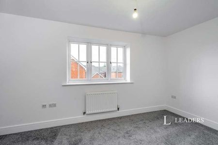 The Boulevard, Bognor Regis, PO21 - Photo 2