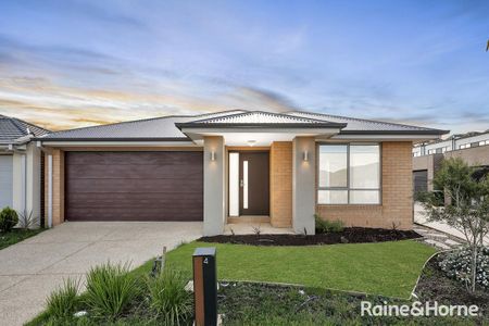 4 Cordhill Circuit, Aintree, VIC 3336 - Photo 3