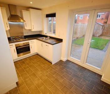 Upton Drive, Stretton, DE14 - Photo 4