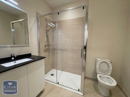 Location Appartement 2 pièces 38m² NARBONNE 11100 - Photo 2