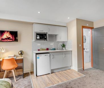 Studio to rent - Photo 2