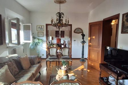 Casa in affitto - Via dell'Indipendenza, Bologna (rif. 25/2026) - Photo 2