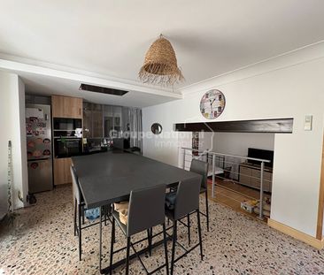 Location Appartement 3 pièces 82m² - Photo 2