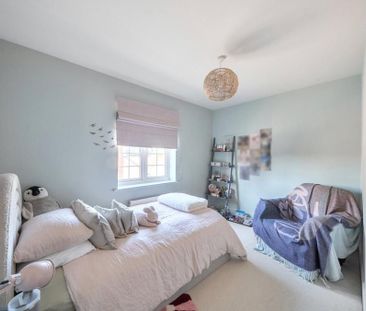 5 bedroom detached house to rent - Photo 3