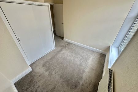 May Street - Photo 2