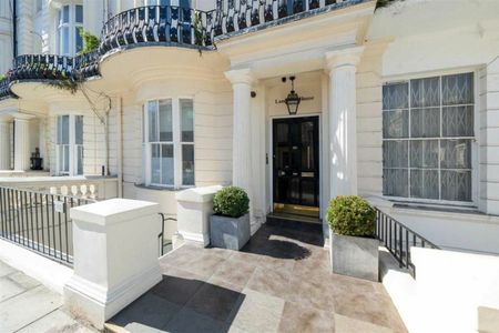Gloucester Terrace, Hyde Park, W2 - Photo 2