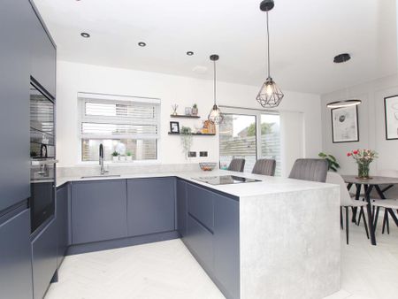 3 bedroom detached house to rent - Photo 5