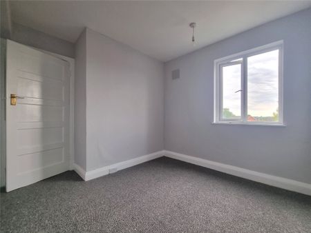 Chatsworth Parade, Orpington, Kent, BR5 - Photo 3