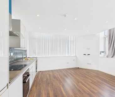1 bedroom flat to rent - Photo 2