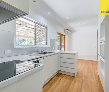 30 Greenview Avenue, Rochedale South QLD 4123 - House For Rent | Do... - Photo 6