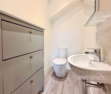 Wallingford Way, Maidenhead, Berkshire, SL6 - Photo 3