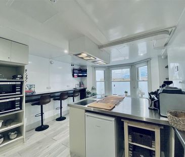 Studio to rent - Photo 6