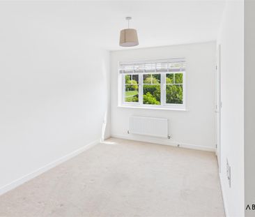 Wesley Close, Doveridge, Ashbourne DE6 5PL - Photo 2