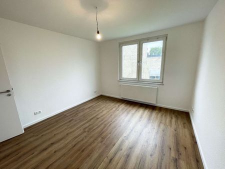 Modernisierte 2-Zimmer-Wohnung mit großem West-Balkon im Kronenviertel - Photo 2