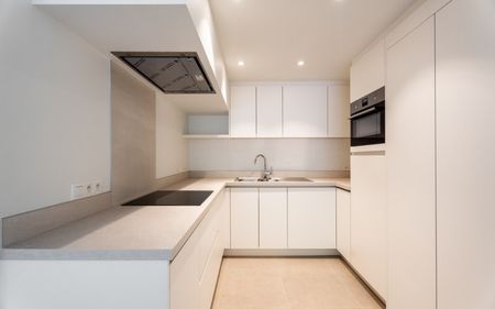 Volledig gerenoveerd appartement met zalig terras - Foto 5