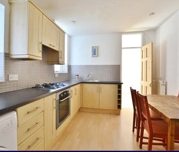 Room in a Shared Flat, Chesham Place, BN2 - Photo 5