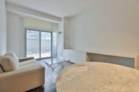 Market Wharf Lofts , #625 - Photo 2