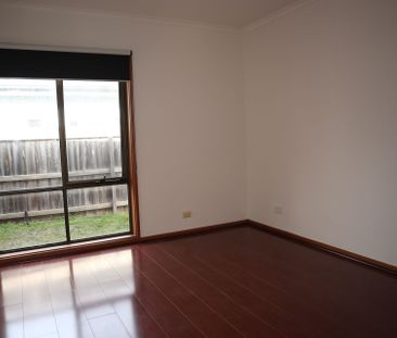 Clean and Comfortable Two Bedroom Unit - Photo 1