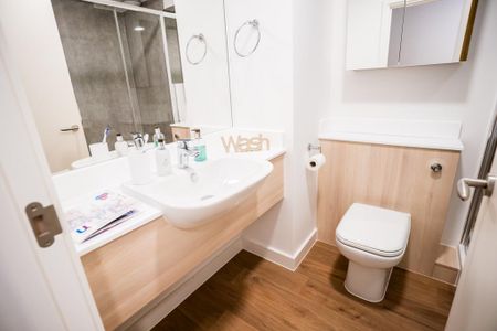 1 bedroom private hall to rent - Photo 3