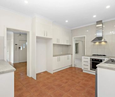 227 Springfield Road, Blackburn North. - Photo 4